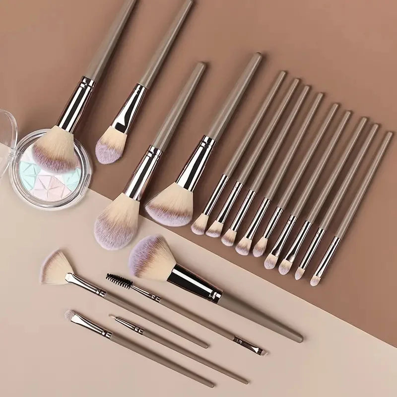 Set de Brochas de Maquillaje Profesionales para un Acabado Impecable